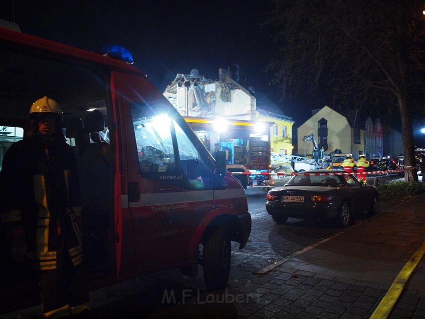 Hausexplosion Bruehl bei Koeln Pingsdorferstr P066.JPG